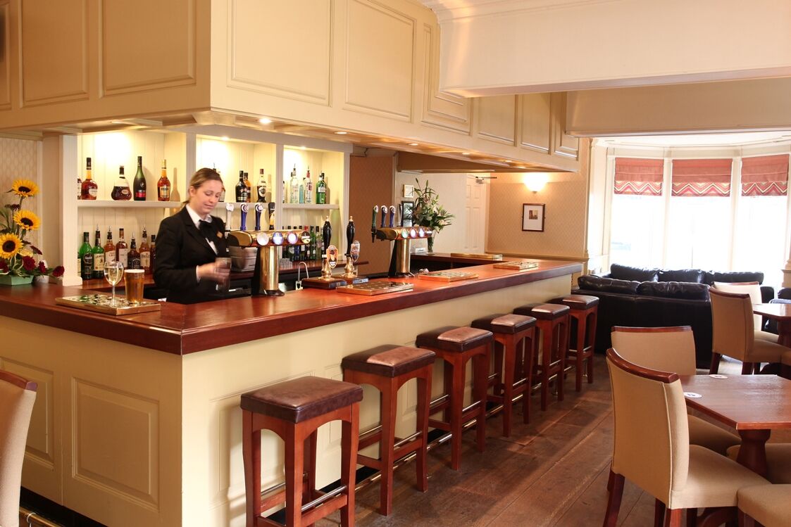 The Valley Hotel & Carriage Gardens Fivemiletown ภายนอก รูปภาพ